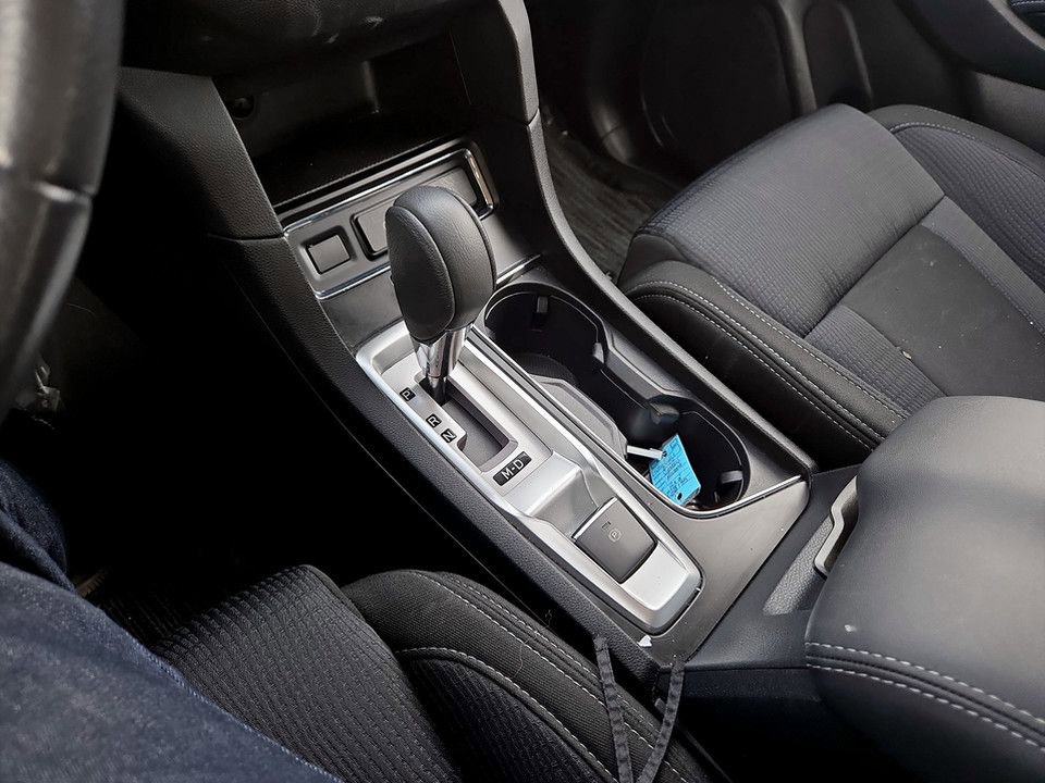 Used 2024 Subaru Ascent Premium w/ Convenience Package image 27