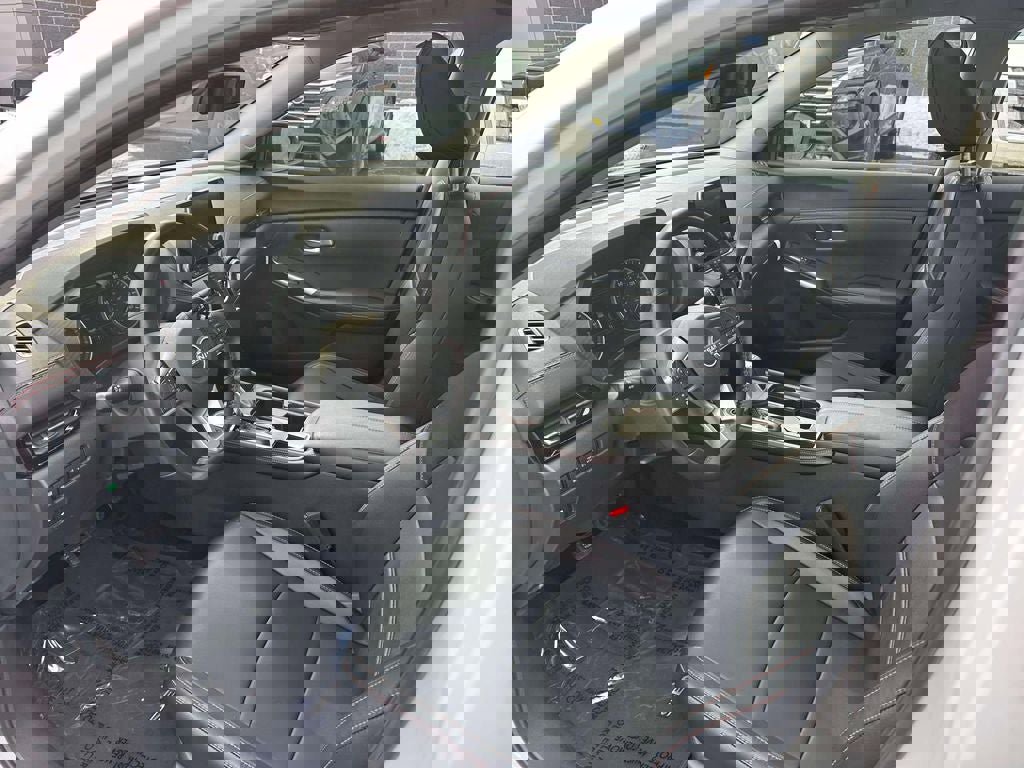 Used 2024 Nissan Sentra SR w/ SR Premium Package image 14