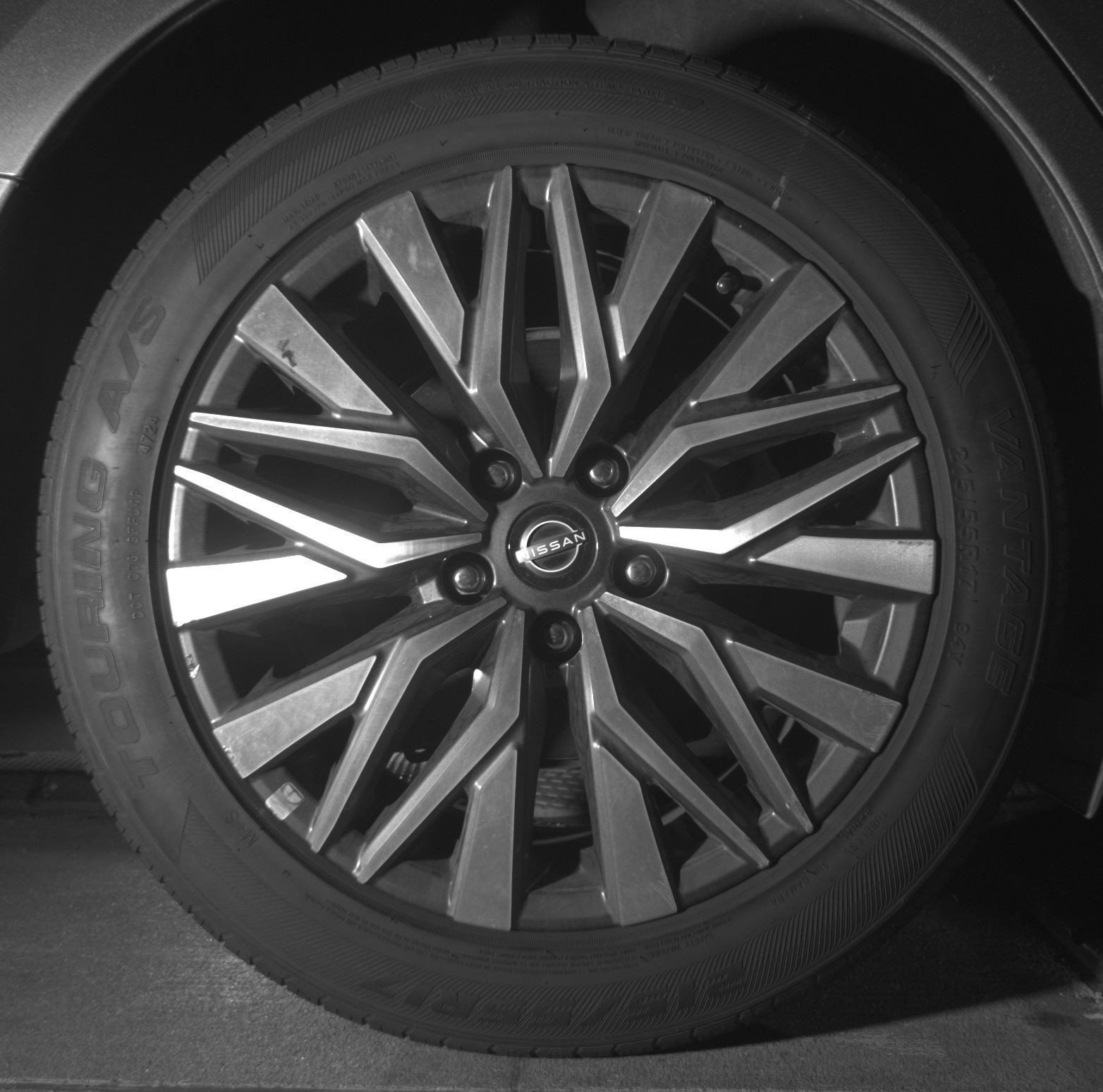 Used 2025 Nissan Altima 2.5 SV FWD image 15