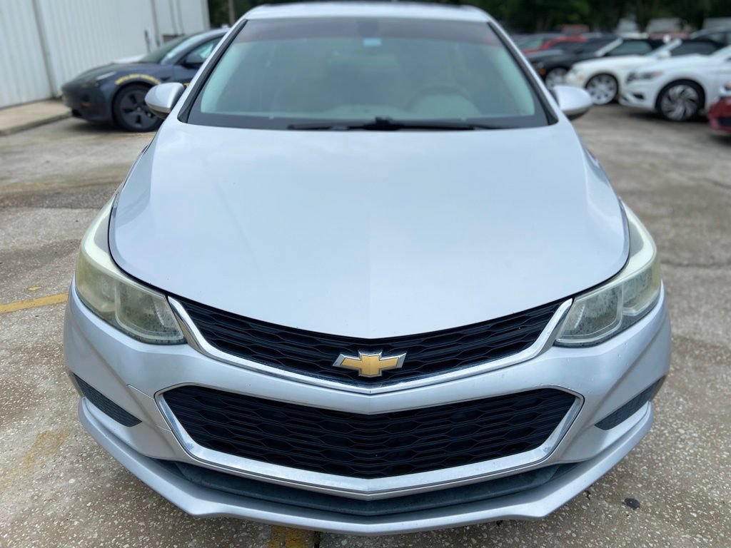 Used 2017 Chevrolet Cruze LS FWD image 8