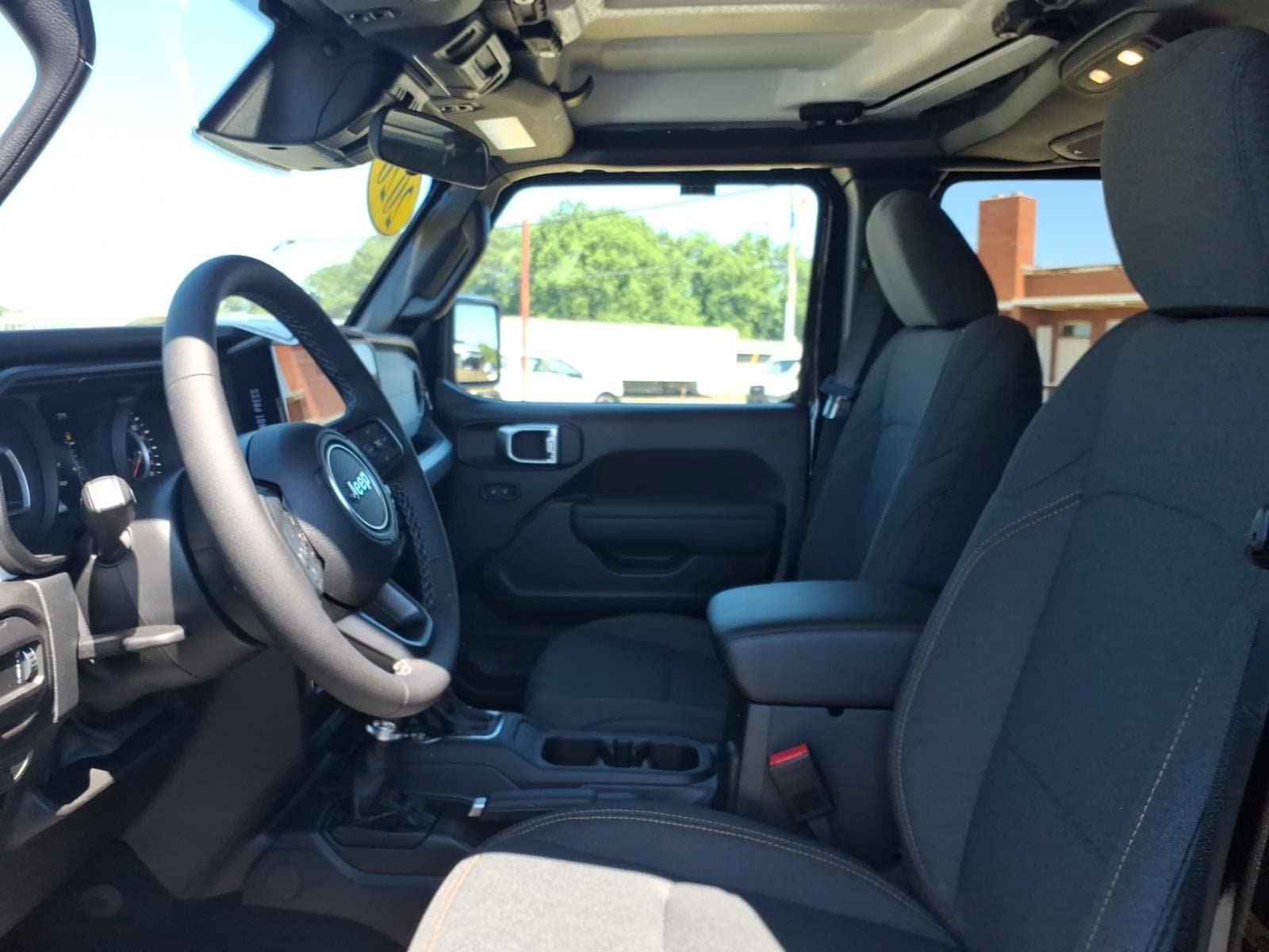 New 2026 Jeep Gladiator Sport AWD/4WD image 5