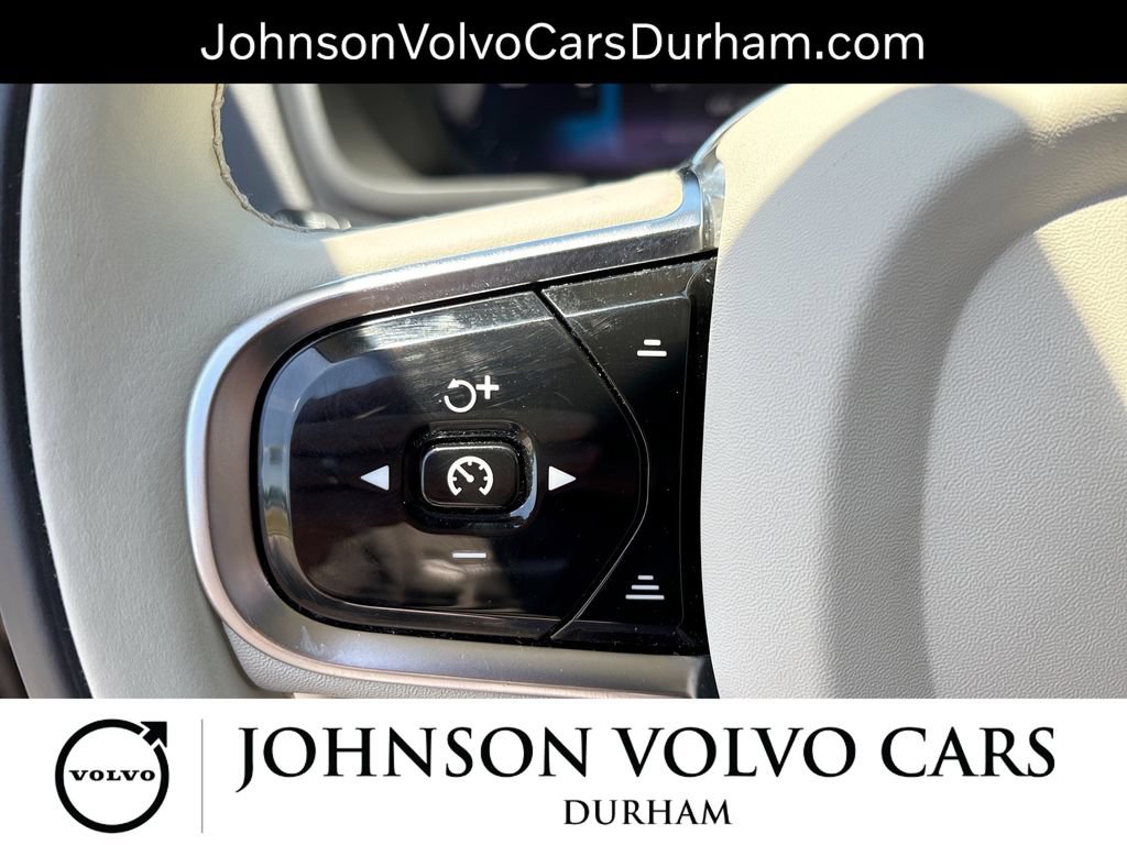 Used 2023 Volvo XC90 T8 Plus AWD/4WD image 24
