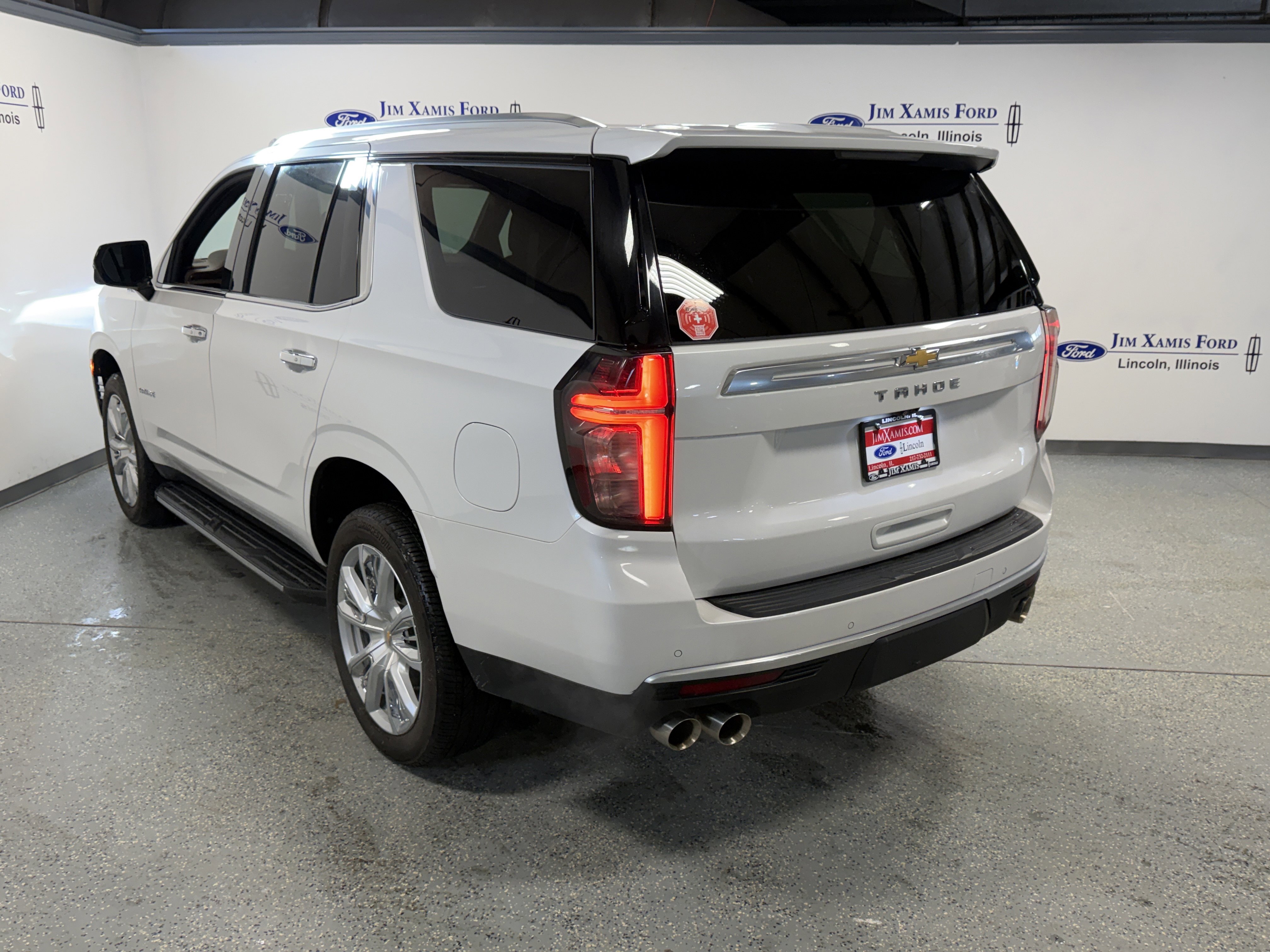 Used 2024 Chevrolet Tahoe High Country image 4
