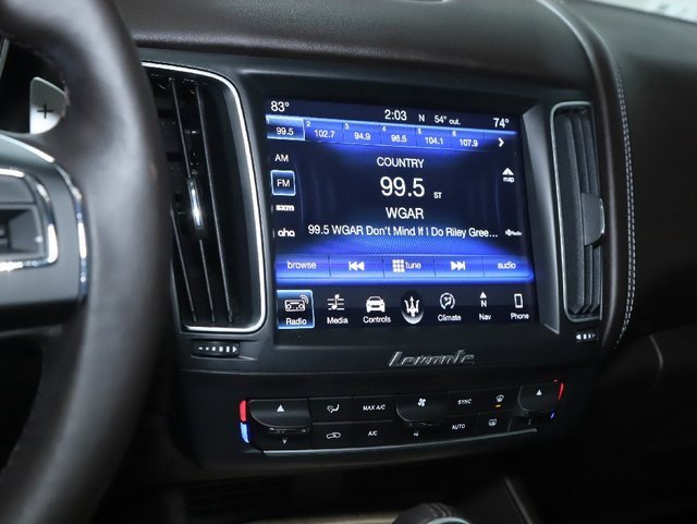 Used 2018 Maserati Levante S GranLusso image 27