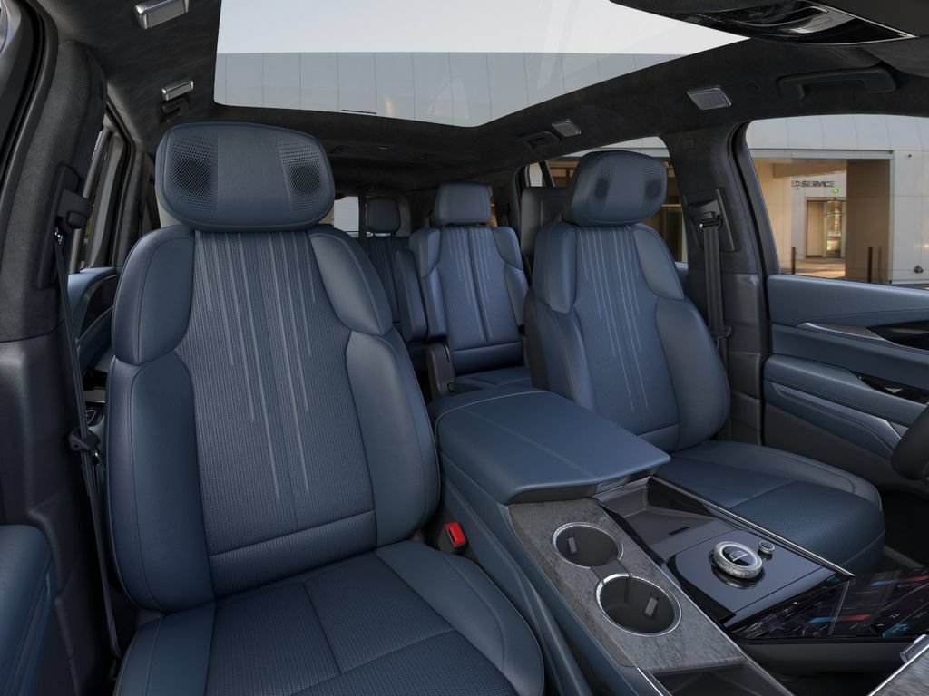 Certified 2026 Cadillac Escalade IQ Luxury 2 w/ LPO, Radiant Package AWD/4WD image 16