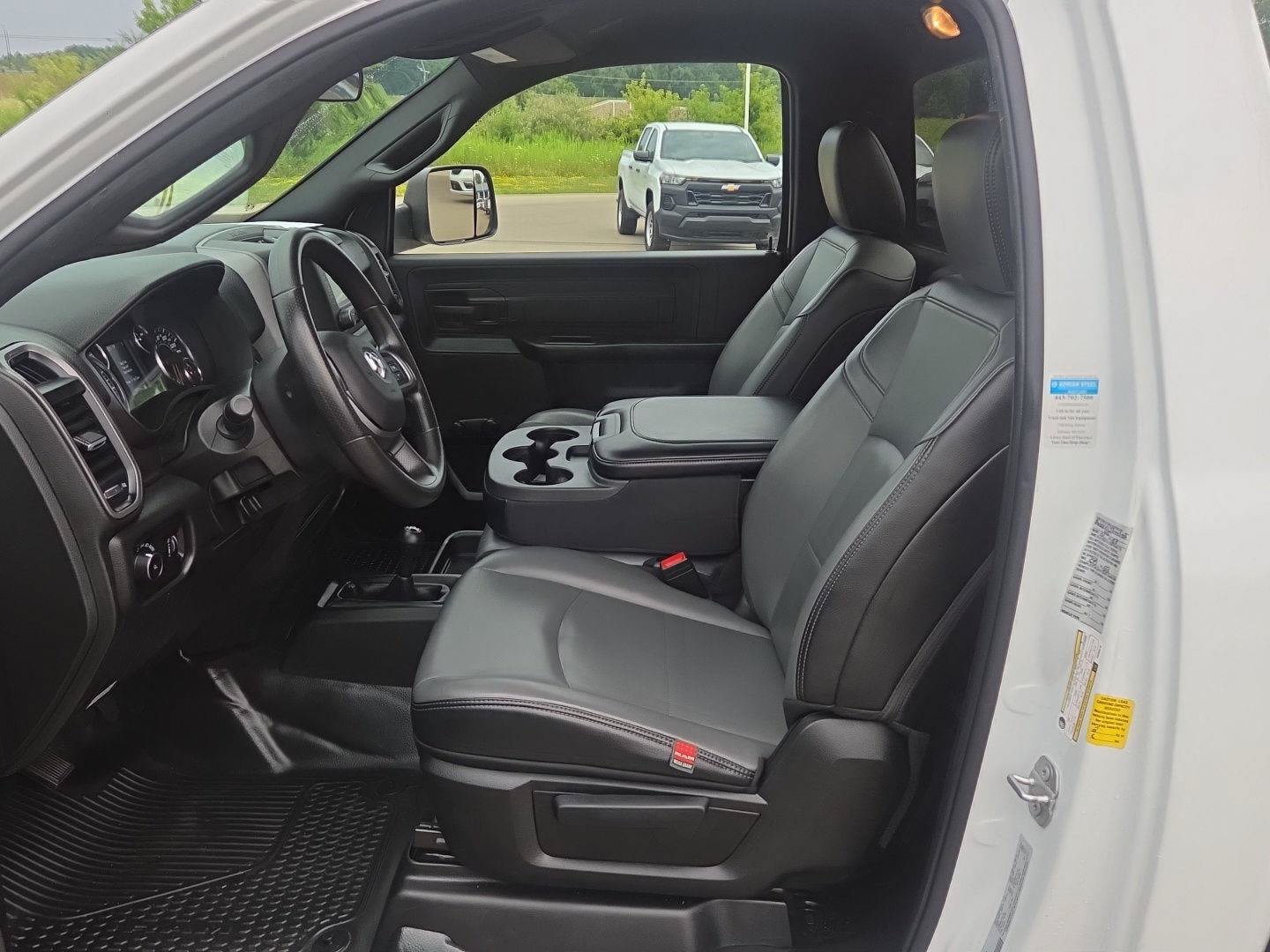 Used 2022 RAM 3500 Tradesman AWD/4WD image 15