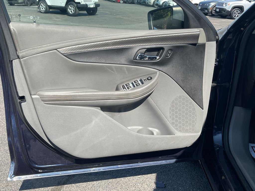 Used 2017 Chevrolet Impala LS image 13