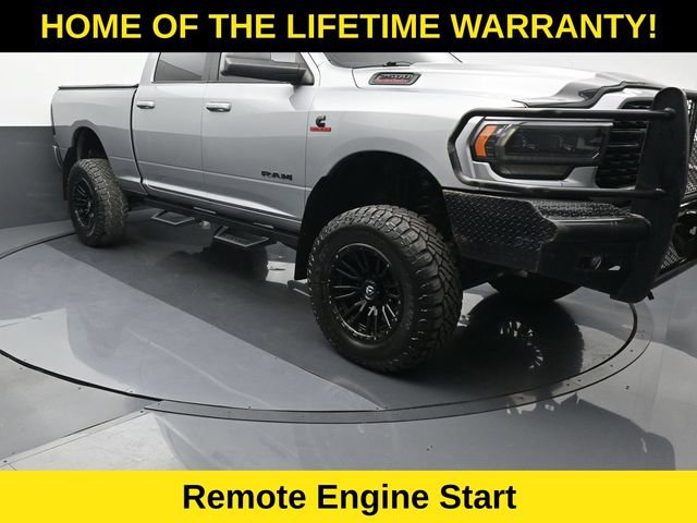 Used 2022 RAM 2500 Big Horn w/ Night Edition AWD/4WD image 8