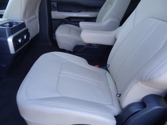 Certified 2023 Ford Expedition Limited AWD/4WD image 9