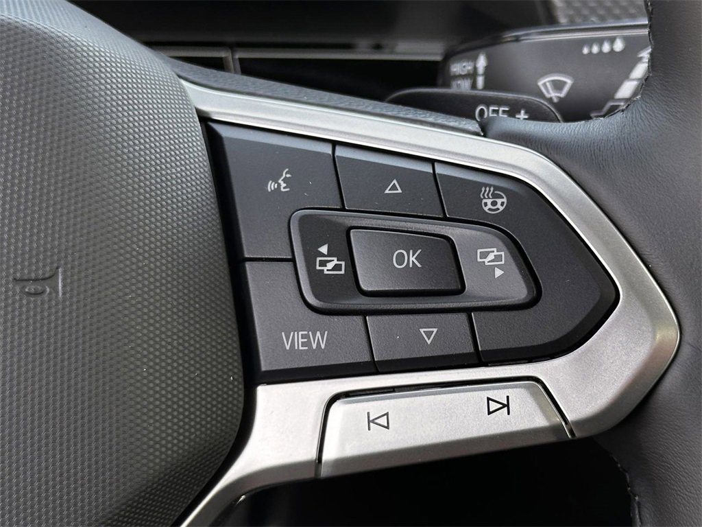 New 2025 Volkswagen Atlas Cross Sport SEL Premium R-Line image 25