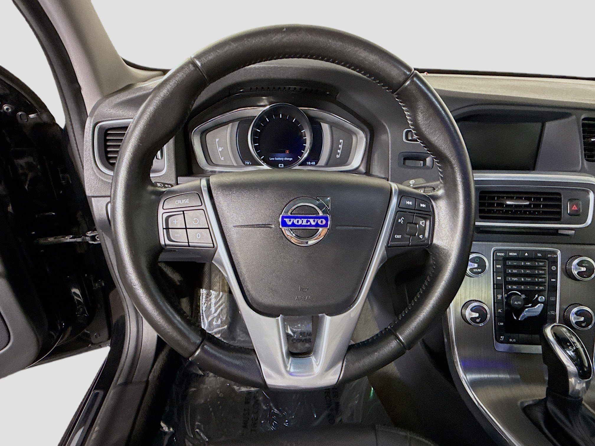 Used 2016 Volvo S60 T5 Premier w/ Convenience Package image 13