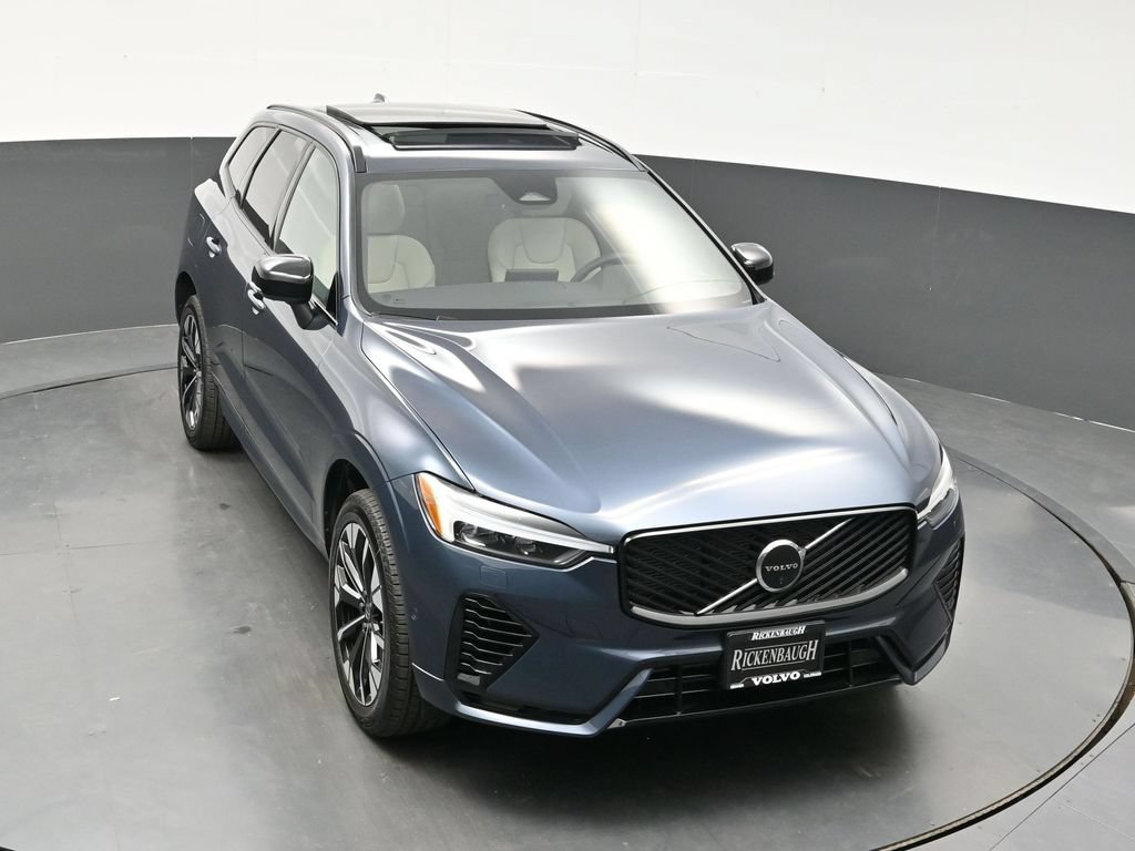 New 2026 Volvo XC60 T8 Plus w/ Climate Package AWD/4WD image 32