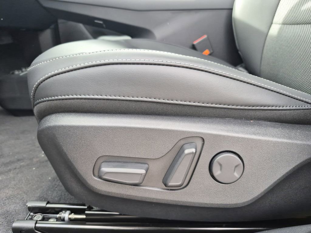 New 2025 Kia EV6 Light w/ Light LR Technology Package image 11
