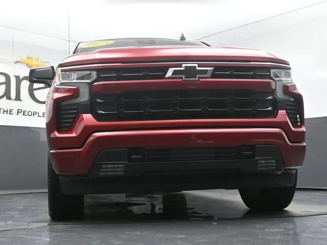 Used 2024 Chevrolet Silverado 1500 RST w/ Convenience Package II AWD/4WD image 3