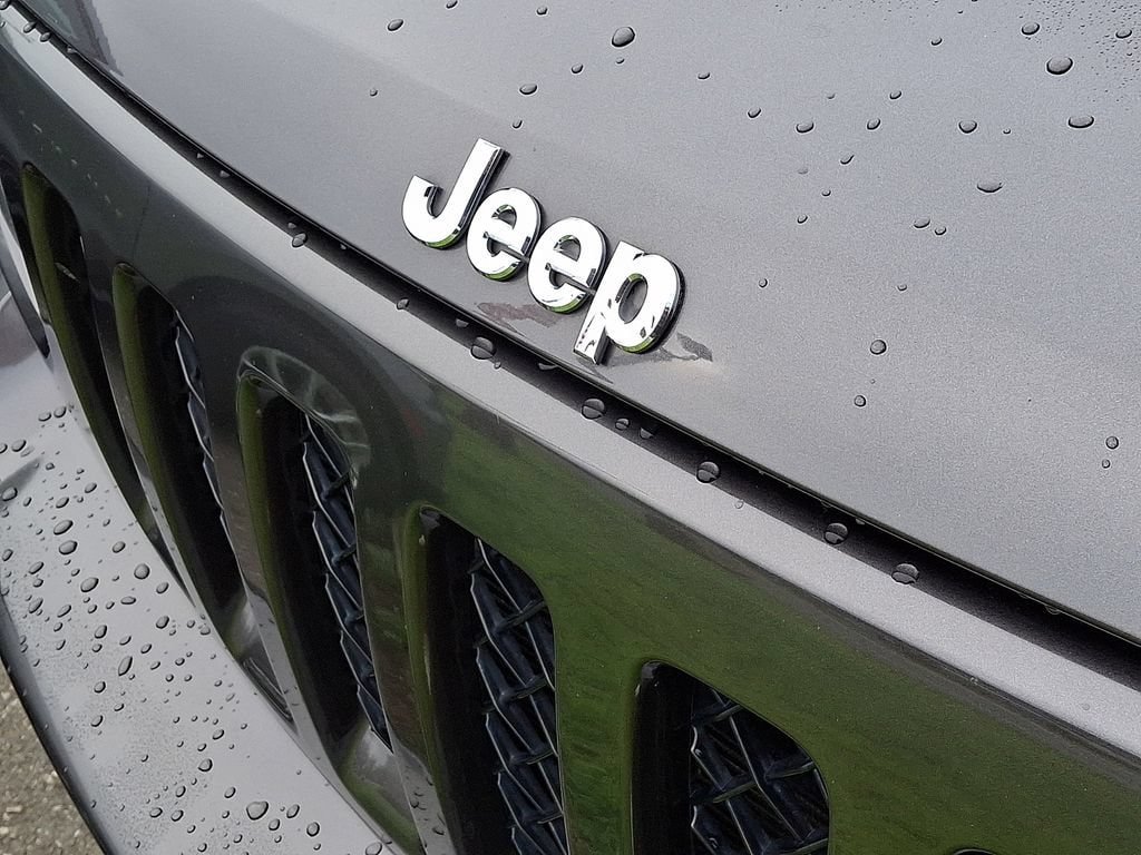 Used 2016 Jeep Patriot High Altitude AWD/4WD image 36
