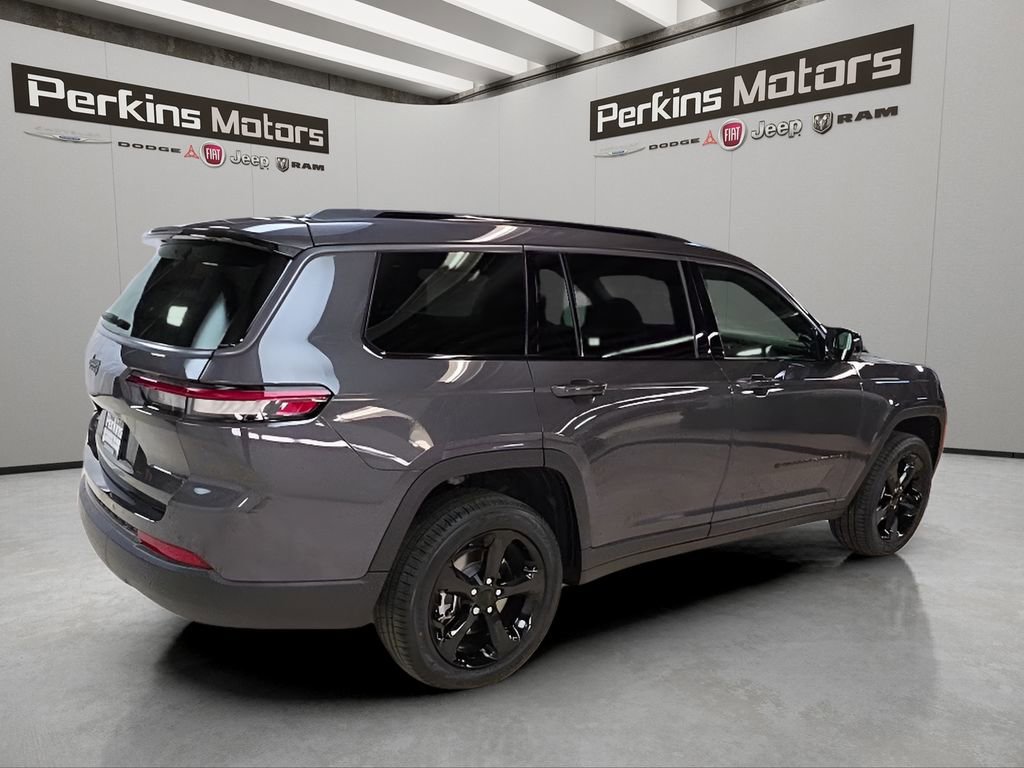 New 2026 Jeep Grand Cherokee L Limited w/ Limited Altitude Package AWD/4WD image 5