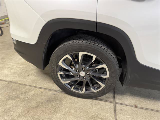 Certified 2022 GMC Terrain SLT w/ Infotainment Package II AWD/4WD image 8