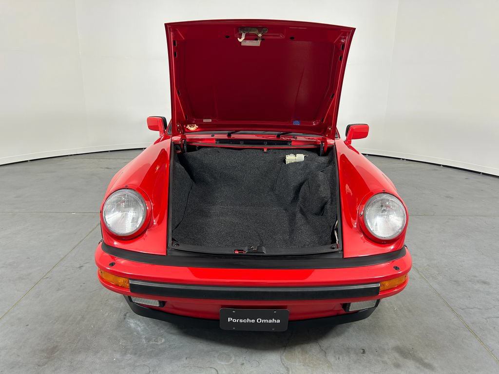 Used 1987 Porsche 911 Carrera RWD image 29
