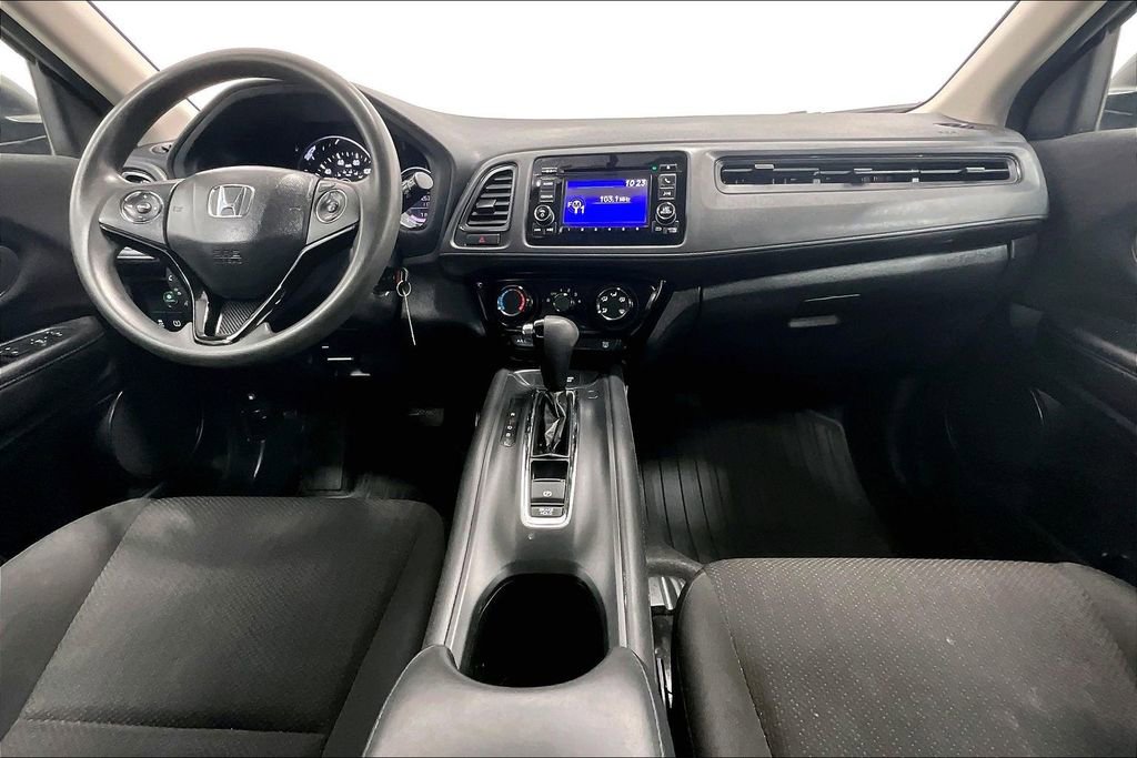 Used 2017 Honda HR-V LX image 18