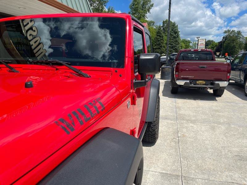 Used 2015 Jeep Wrangler Sport AWD/4WD image 3