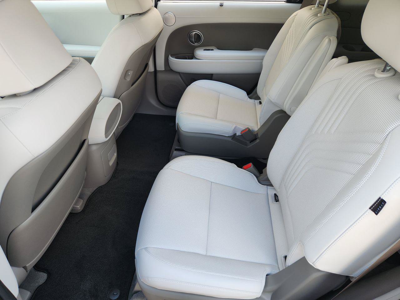 New 2027 Hyundai Palisade SEL Premium FWD image 28