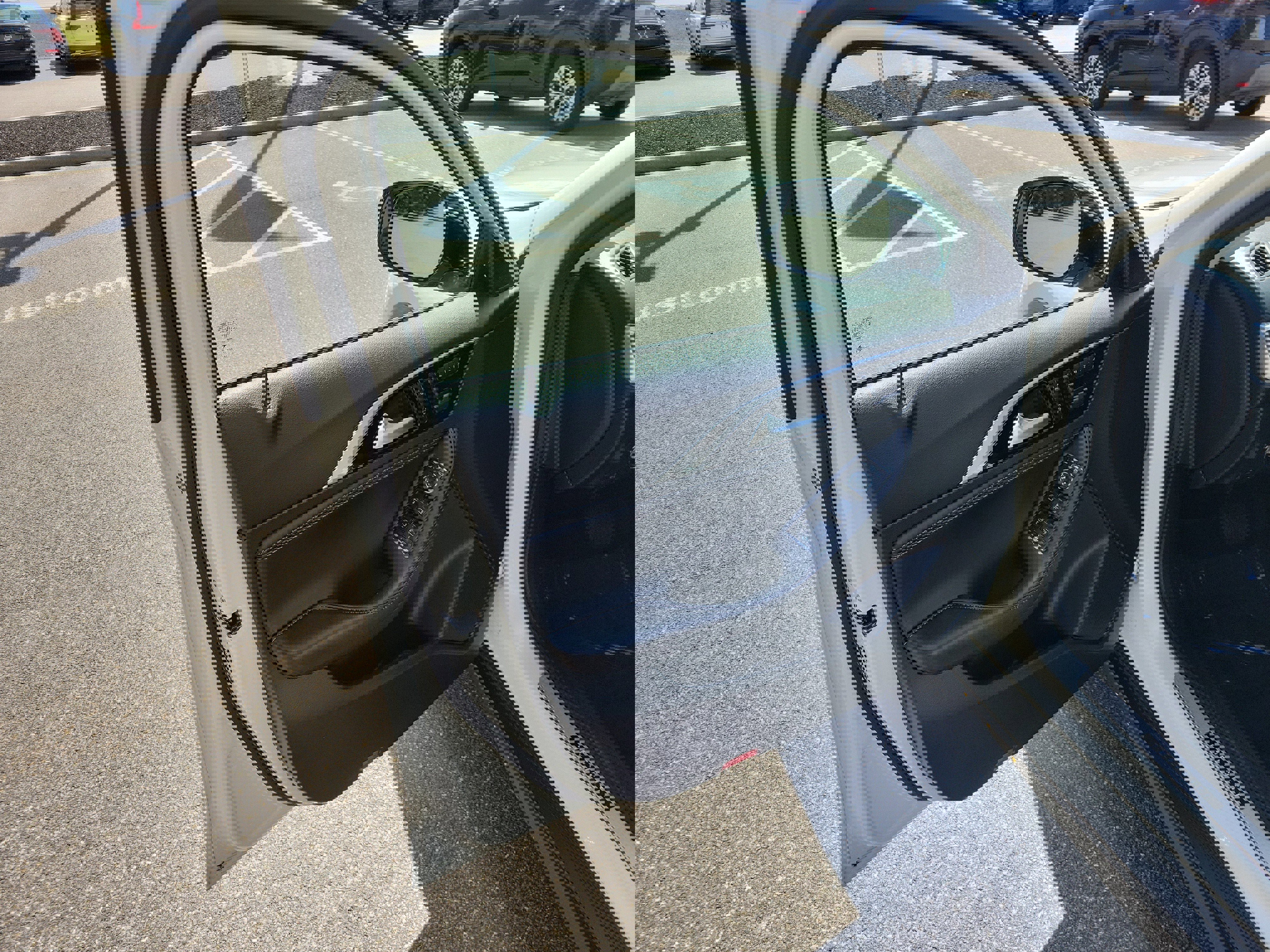 Used 2019 INFINITI QX30 Premium w/ Navigation Package image 17