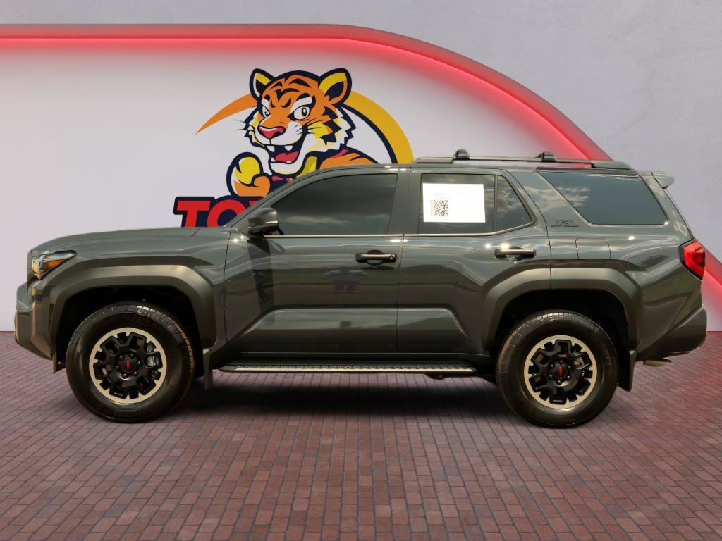 Used 2025 Toyota 4Runner TRD Off-Road Premium AWD/4WD image 8