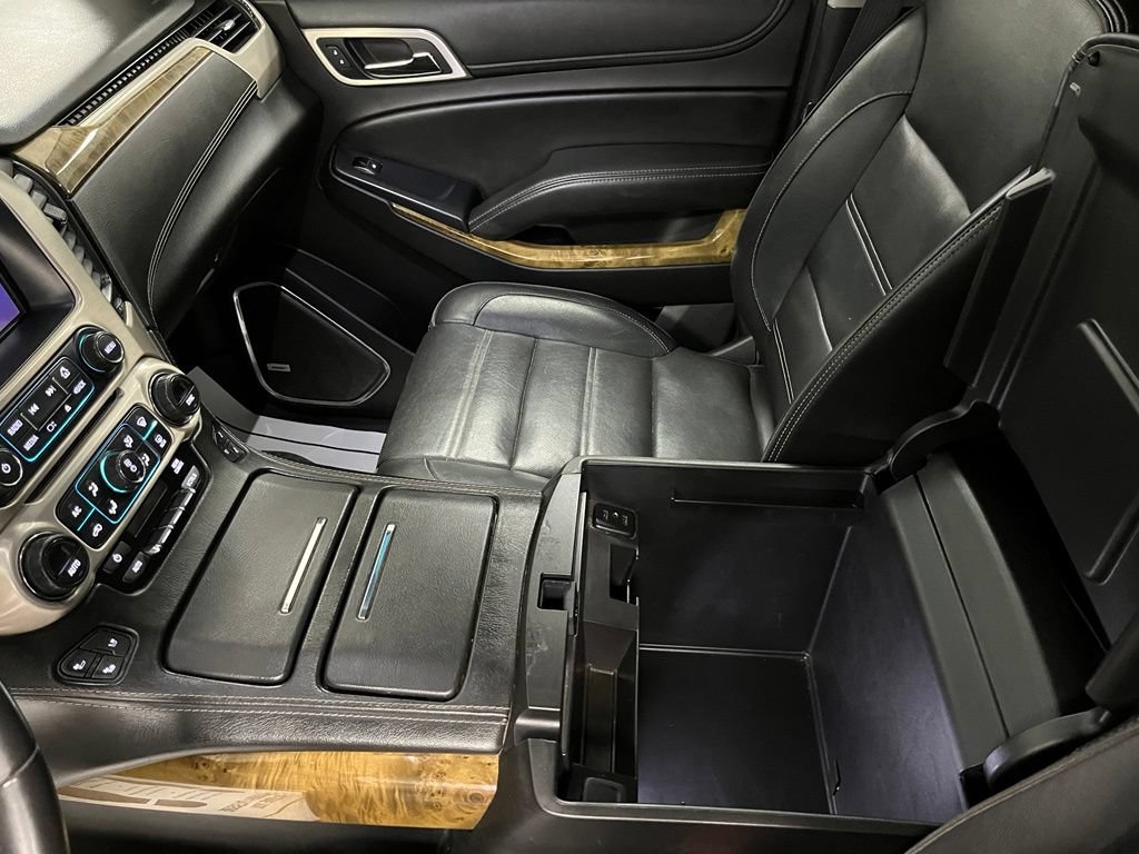 Used 2017 GMC Yukon XL Denali w/ Open Road Package AWD/4WD image 39