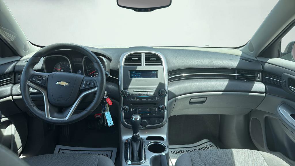 Used 2015 Chevrolet Malibu LS FWD image 17