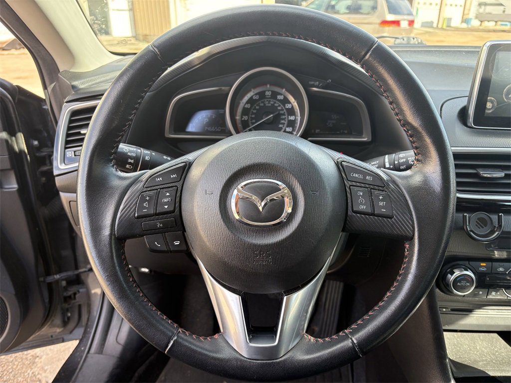 Used 2016 MAZDA MAZDA3 i Touring w/ Popular Equipment Package image 11
