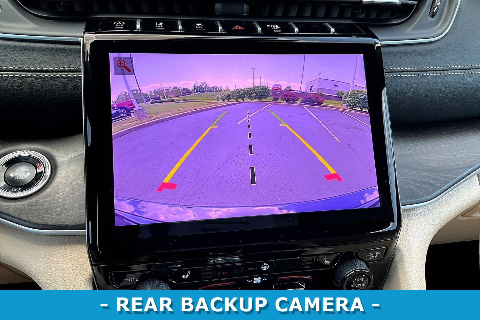 Used 2025 Jeep Grand Cherokee Limited AWD/4WD image 14