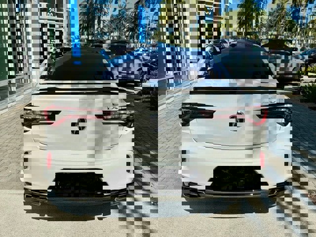 Used 2023 Acura TLX image 5