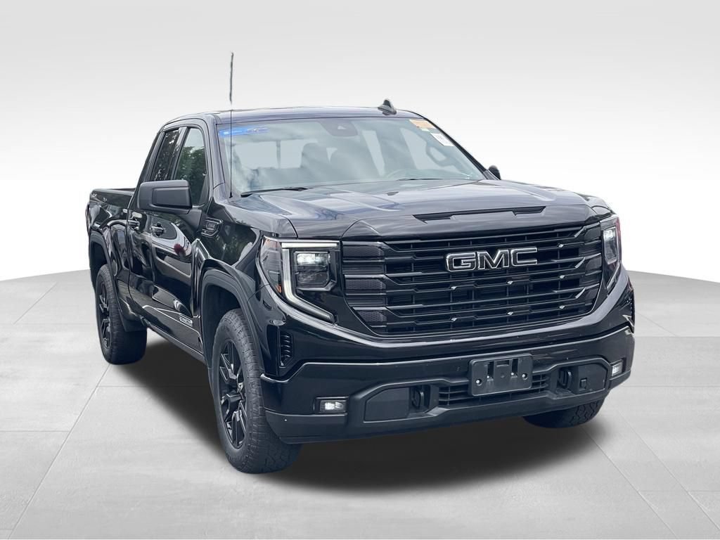 Used 2023 GMC Sierra 1500 Elevation w/ Preferred Package AWD/4WD image 3