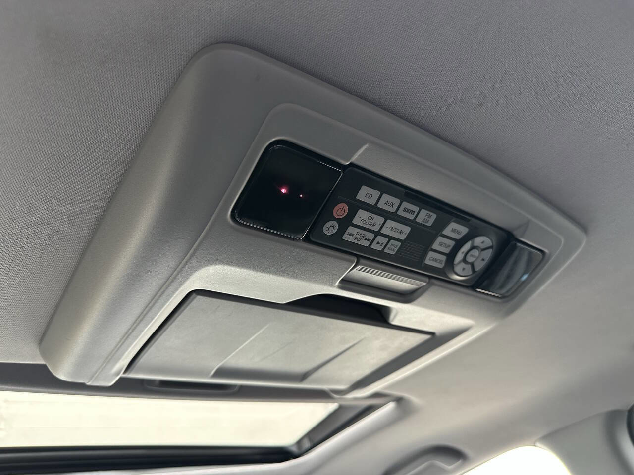 Used 2017 Honda Pilot Elite image 29