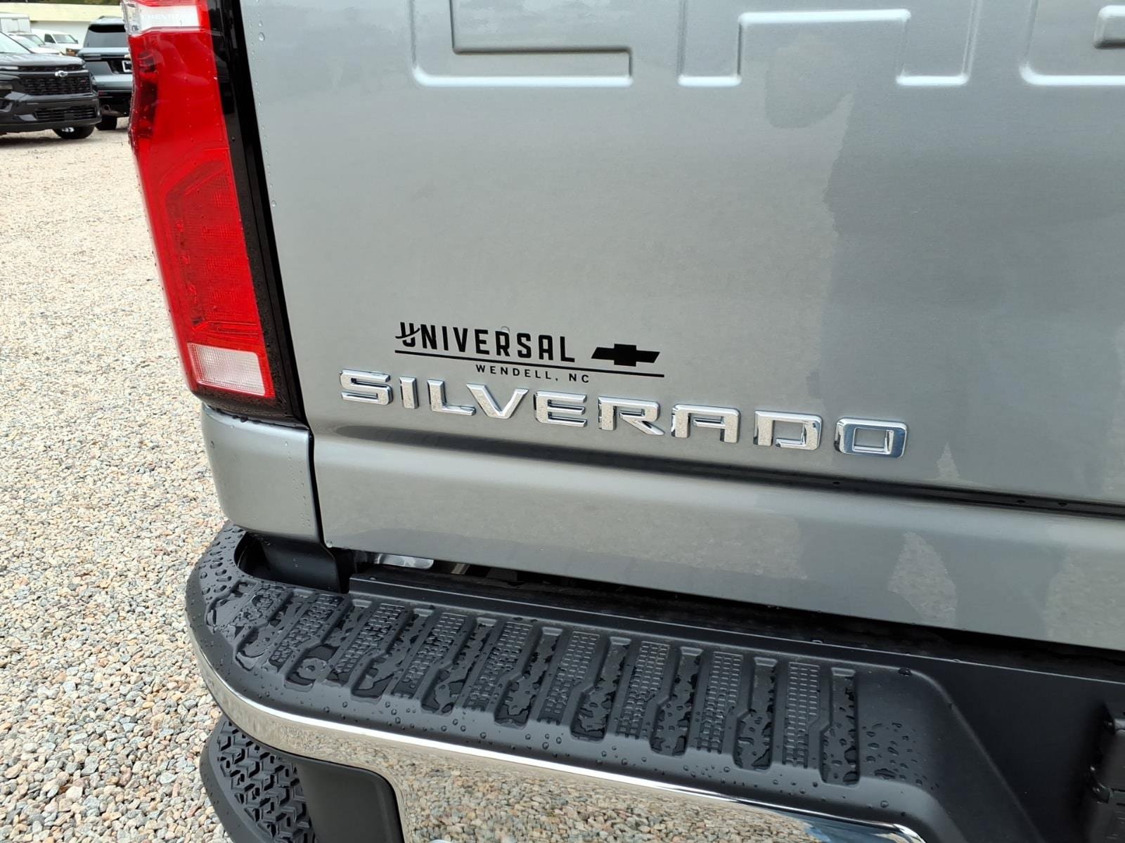 New 2026 Chevrolet Silverado 2500 LTZ w/ LTZ Premium Package AWD/4WD image 7