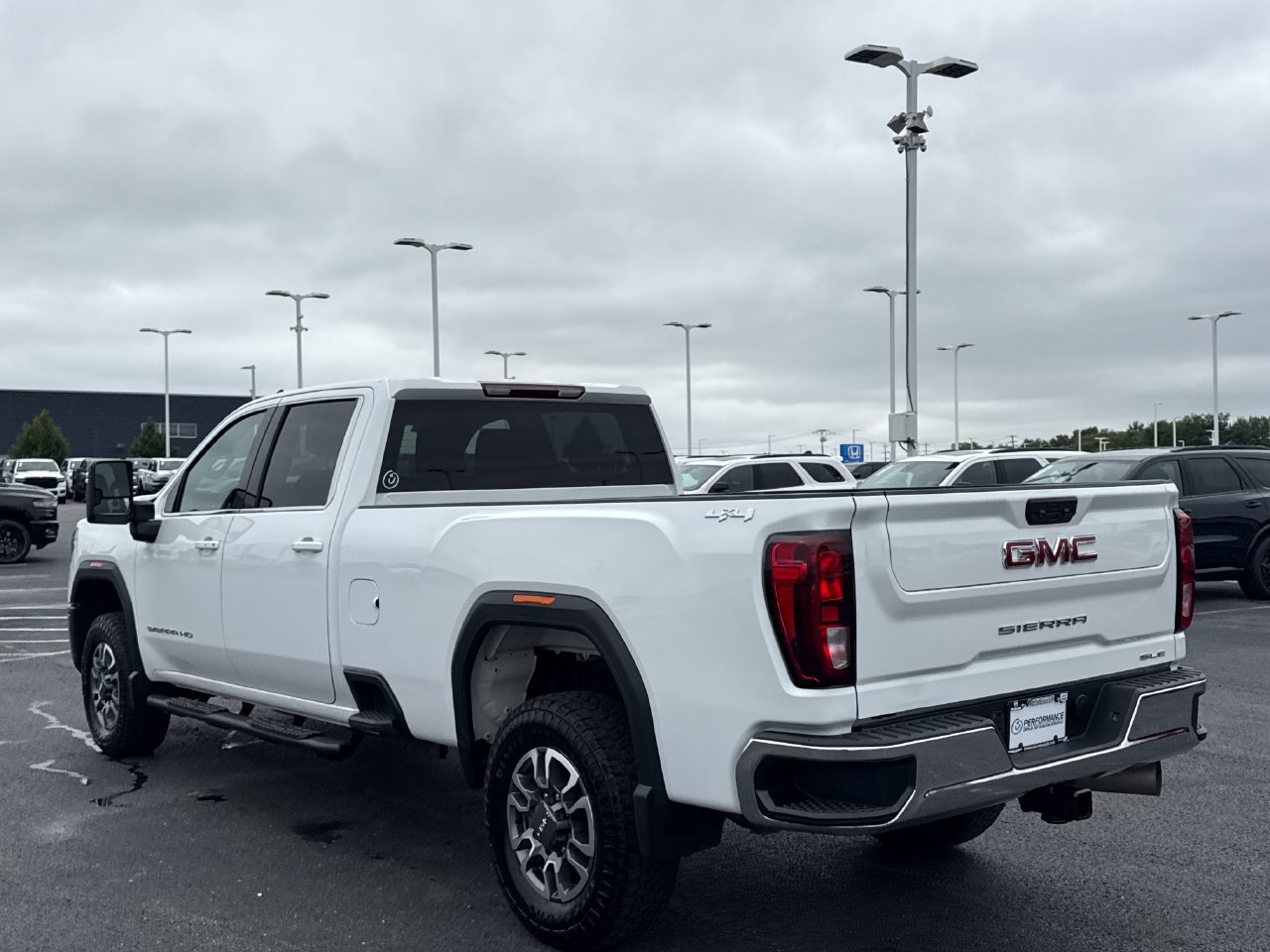 Used 2024 GMC Sierra 3500 SLE w/ SLE Value Package AWD/4WD image 5