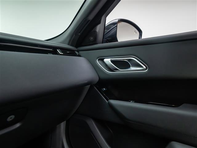 New 2026 Land Rover Range Rover Velar Dynamic SE AWD/4WD image 29