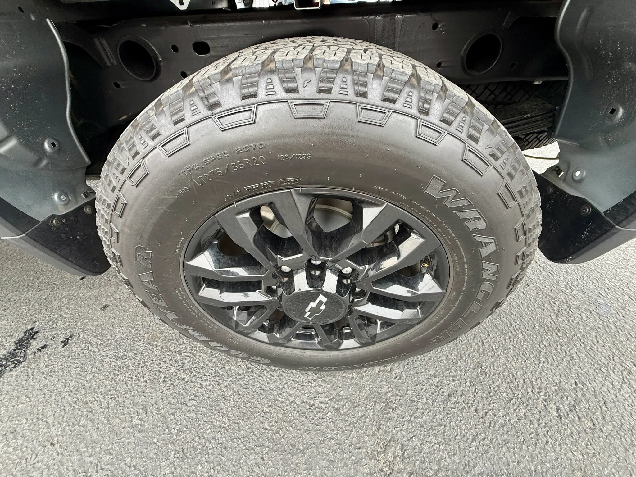 Used 2025 Chevrolet Silverado 2500 LT w/ Trail Boss Package AWD/4WD image 19