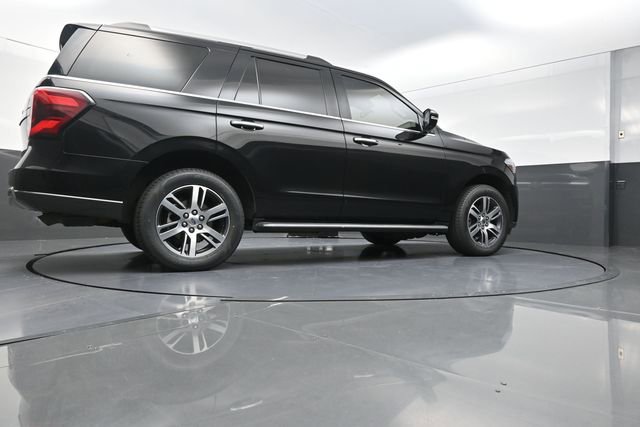 Used 2022 Ford Expedition Limited AWD/4WD image 14