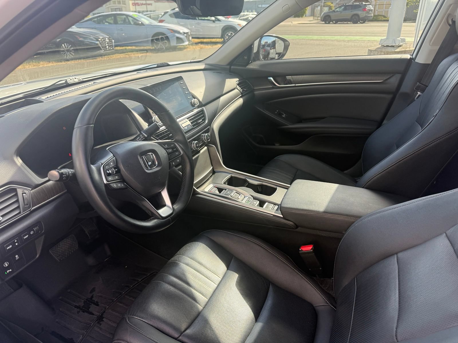 Used 2019 Honda Accord Touring image 11