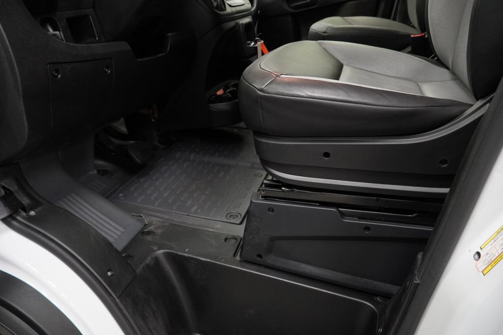 Used 2025 RAM ProMaster 2500 w/ Convenience Group FWD image 41