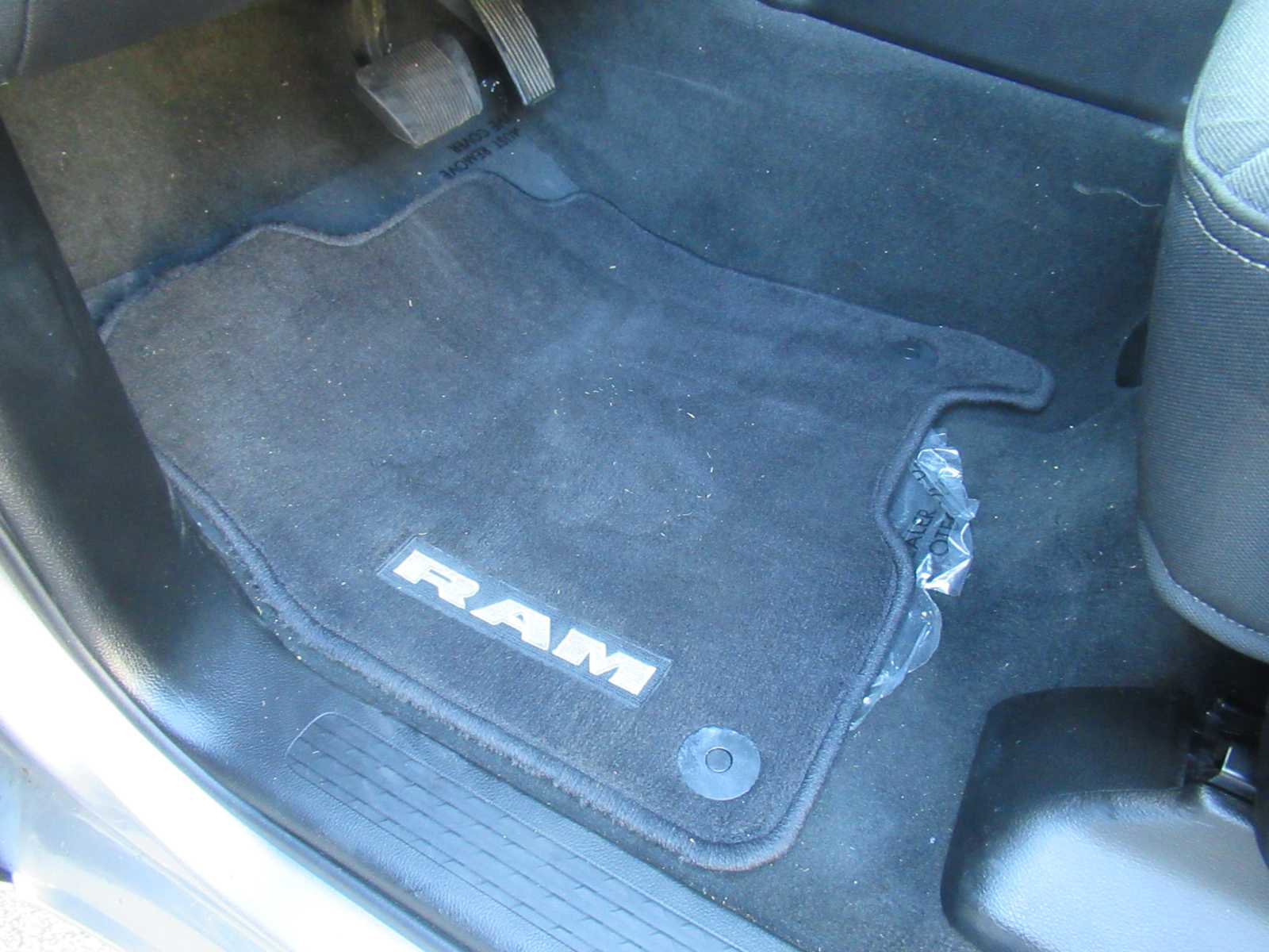 Used 2022 RAM 1500 Big Horn image 23