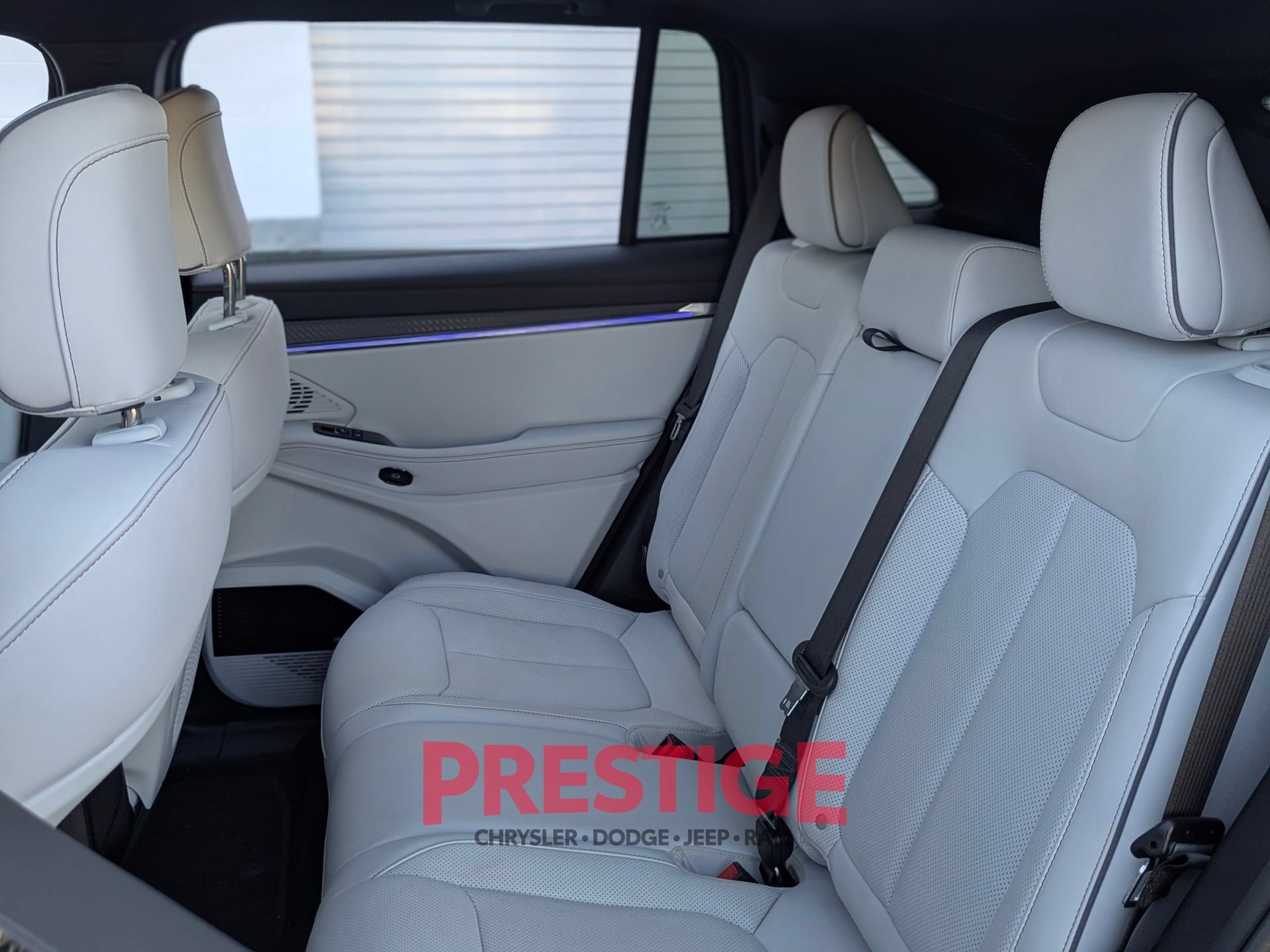 Used 2025 Jeep Wagoneer S Limited AWD/4WD image 29