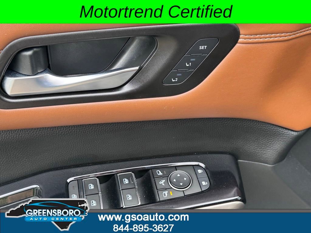 Used 2022 Nissan Pathfinder Platinum w/ Cargo Package AWD/4WD image 24