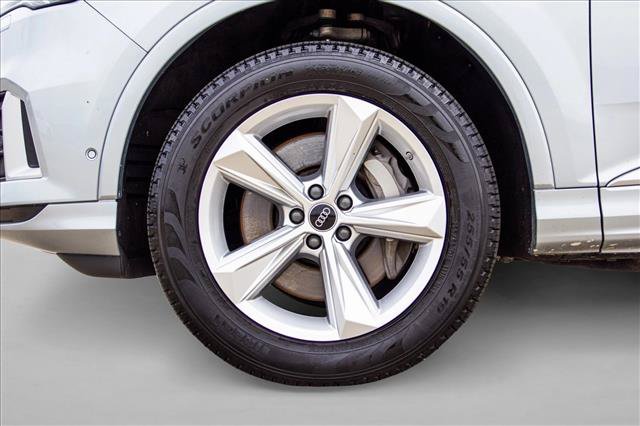 Used 2023 Audi Q7 2.0T Premium Plus w/ Premium Plus Package AWD/4WD image 9
