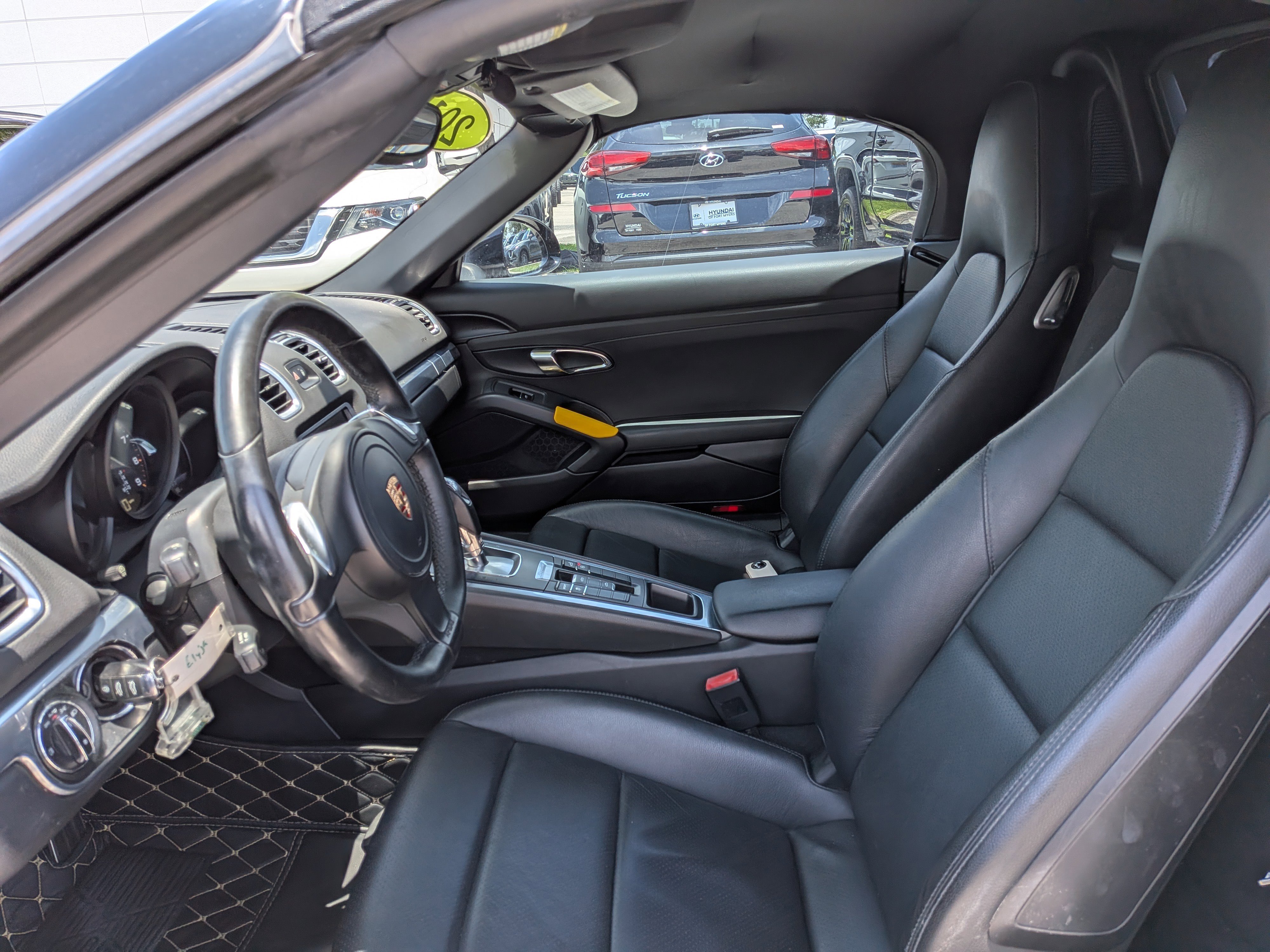 Used 2015 Porsche Boxster RWD image 16