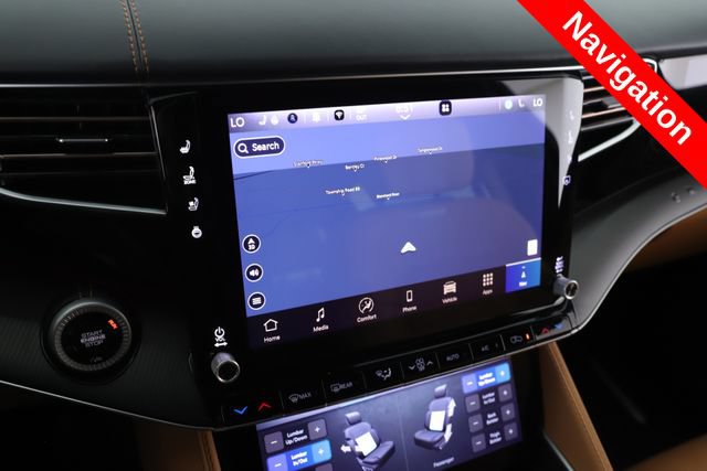 Used 2025 Jeep Grand Wagoneer L Series III w/ Quick Order Packagew 28T AWD/4WD image 5