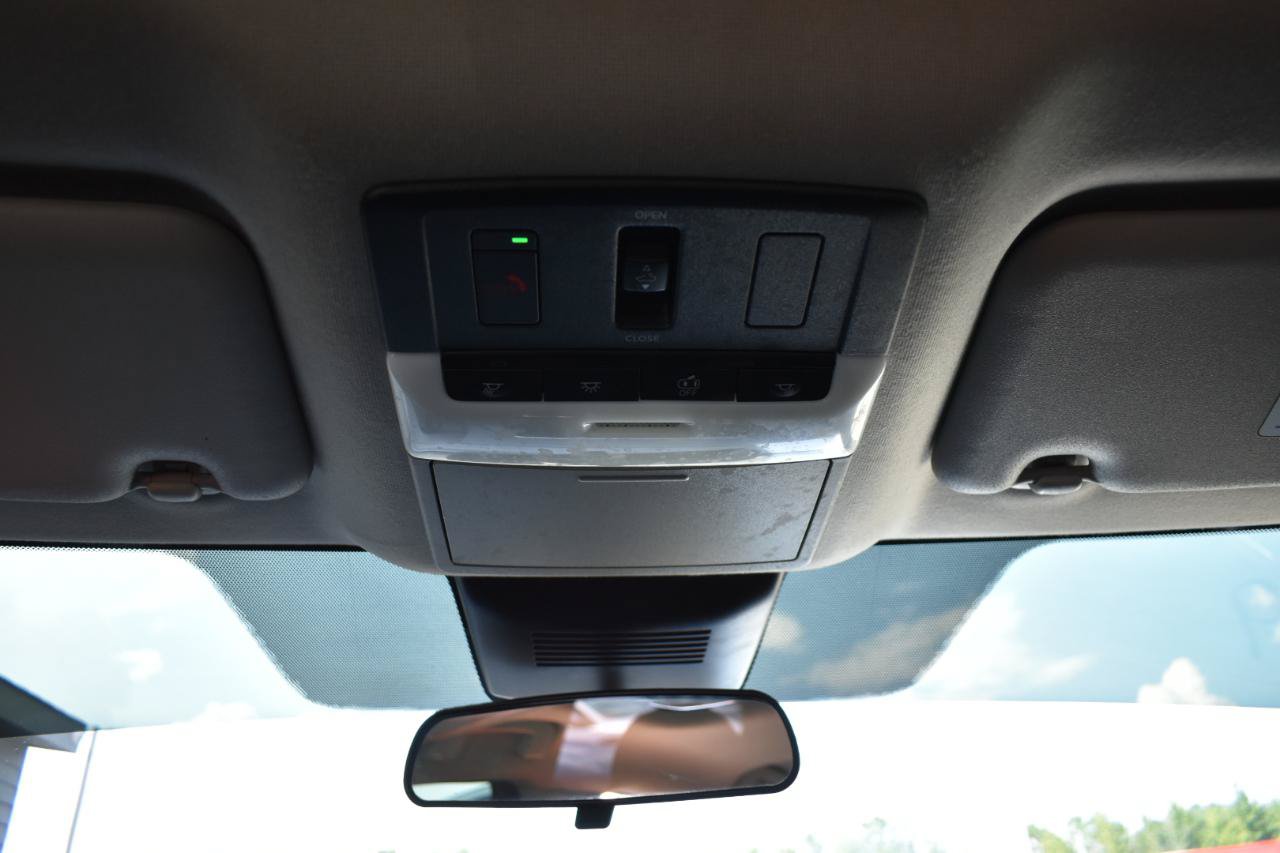 Used 2022 Nissan Sentra SR w/ SR Premium Package FWD image 43
