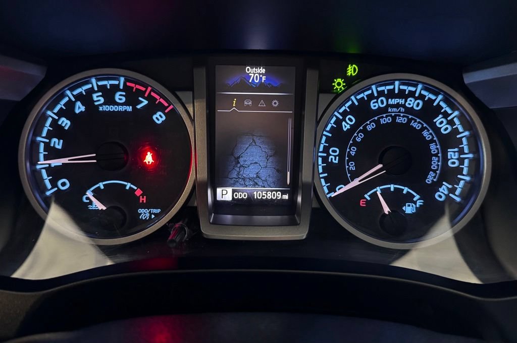 Used 2021 Toyota Tacoma SR5 AWD/4WD image 29