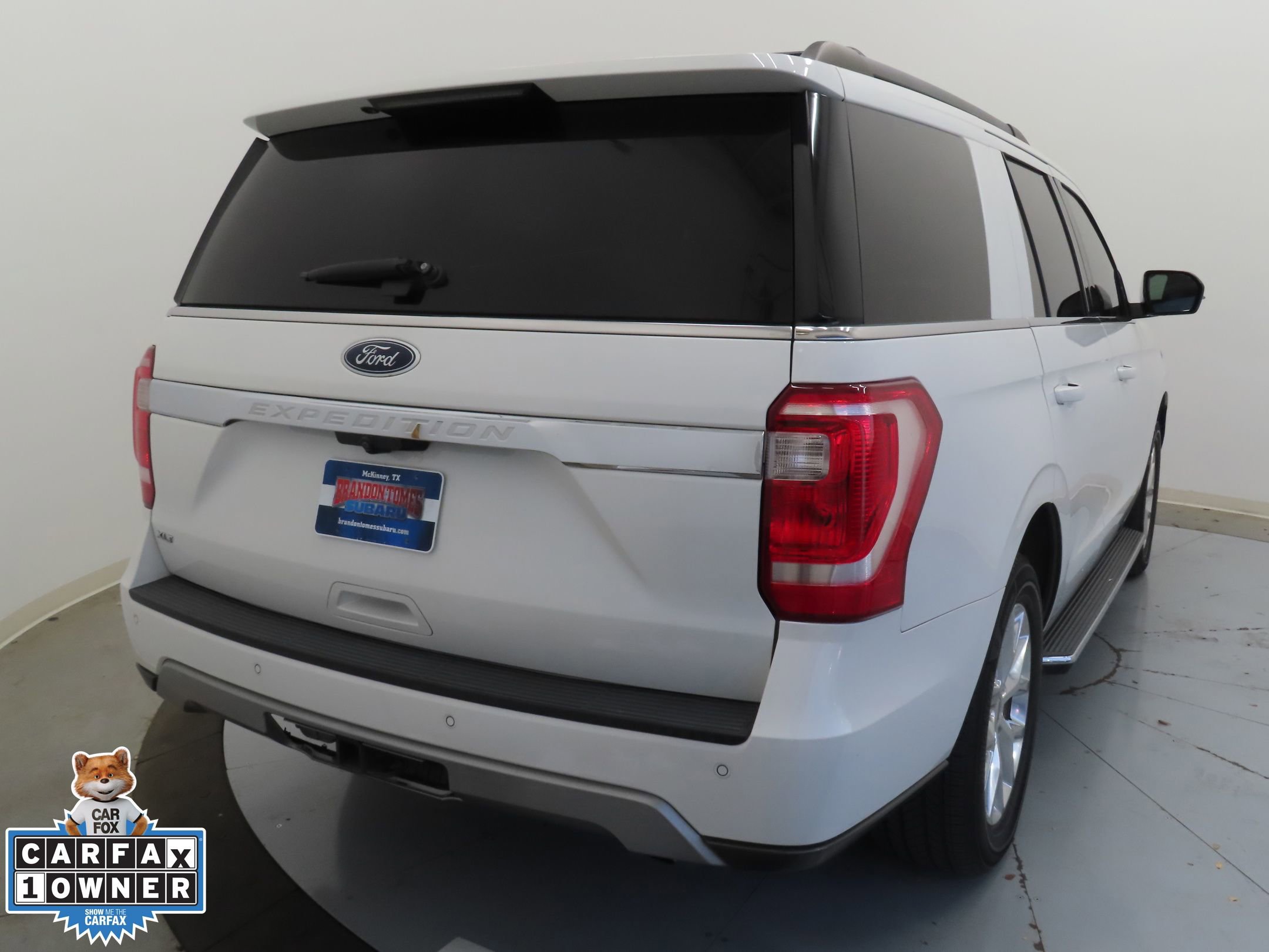 Used 2020 Ford Expedition XLT w/ Equipment Group 202A image 3